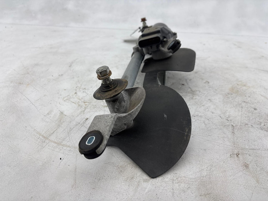 10-17 Chevrolet Equinox Windshield Wiper Linkage & Motor OEM