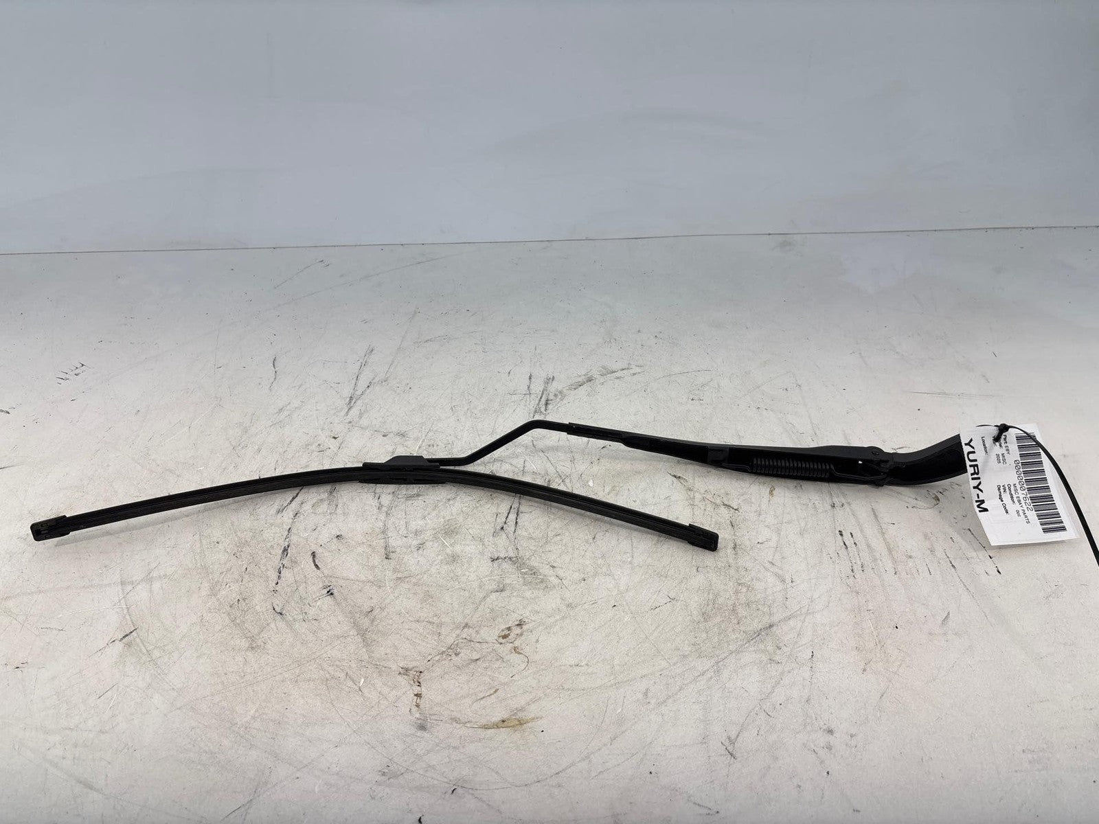 19-24 Dodge Ram 1500 Windshield Wiper Arm Right Side Oem 68338924Aa