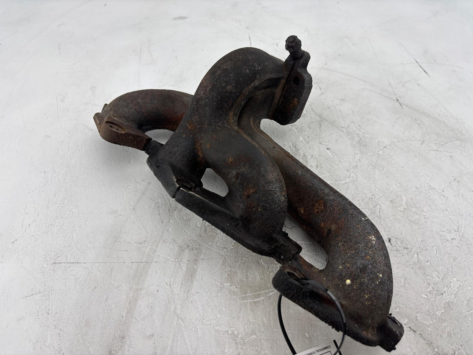 1999 - 2010 Saab 9-5 2.3L Exhaust Maniold Oem