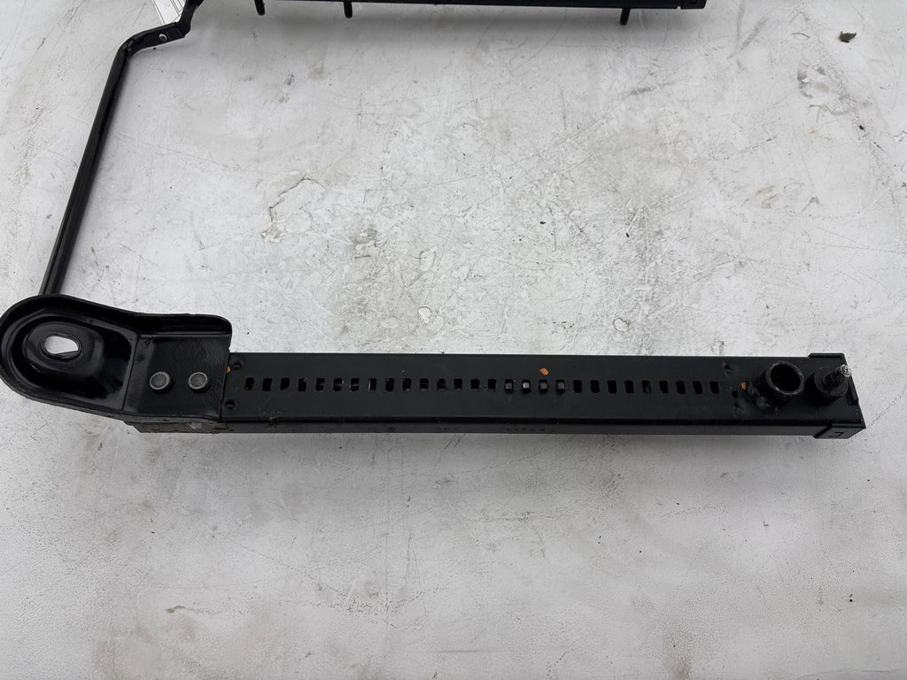 14-19 Nissan Versa Hatchback Front Left Seat Mounting Track Sliders Rails Oem