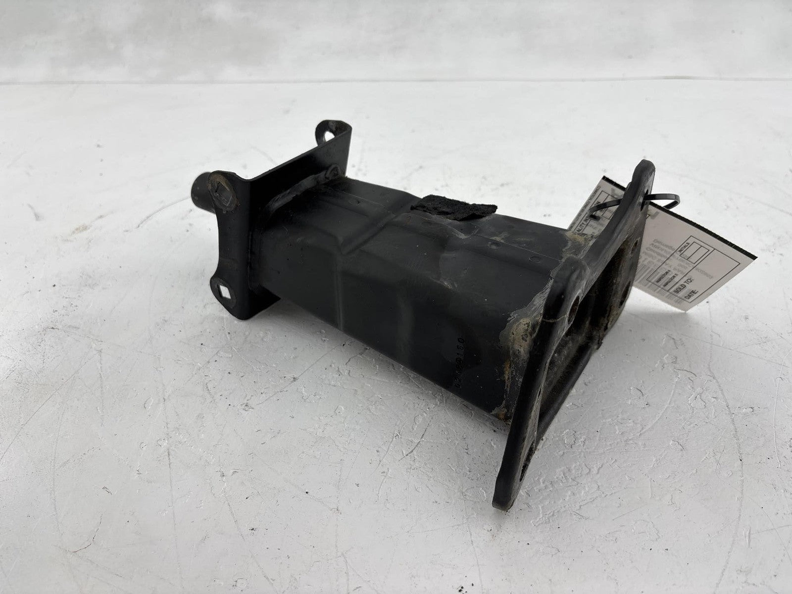 07-12 Mercedes Gl450 Front Right Side Bumper Reinforcement Bracket Oem