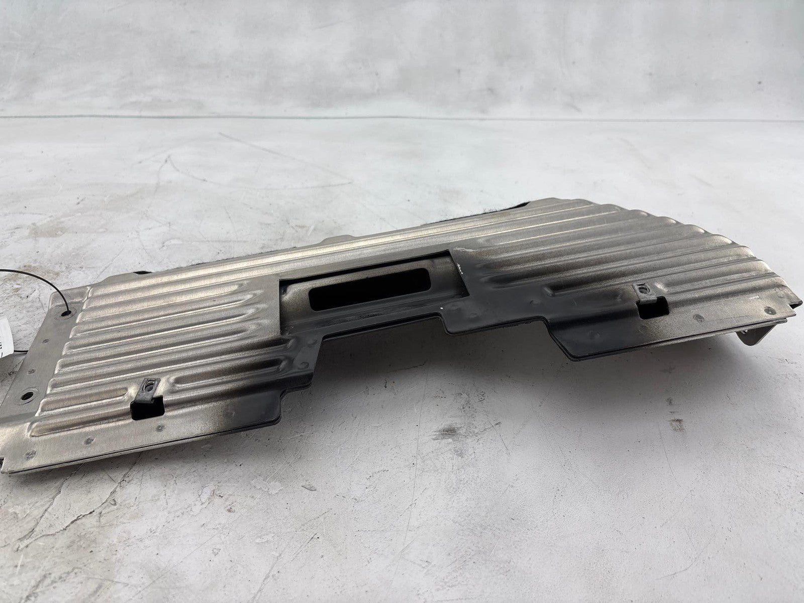 1990-1991 Chevrolet Corvette Lower Aluminum Knee Bolster Hush Kick Panel Oem