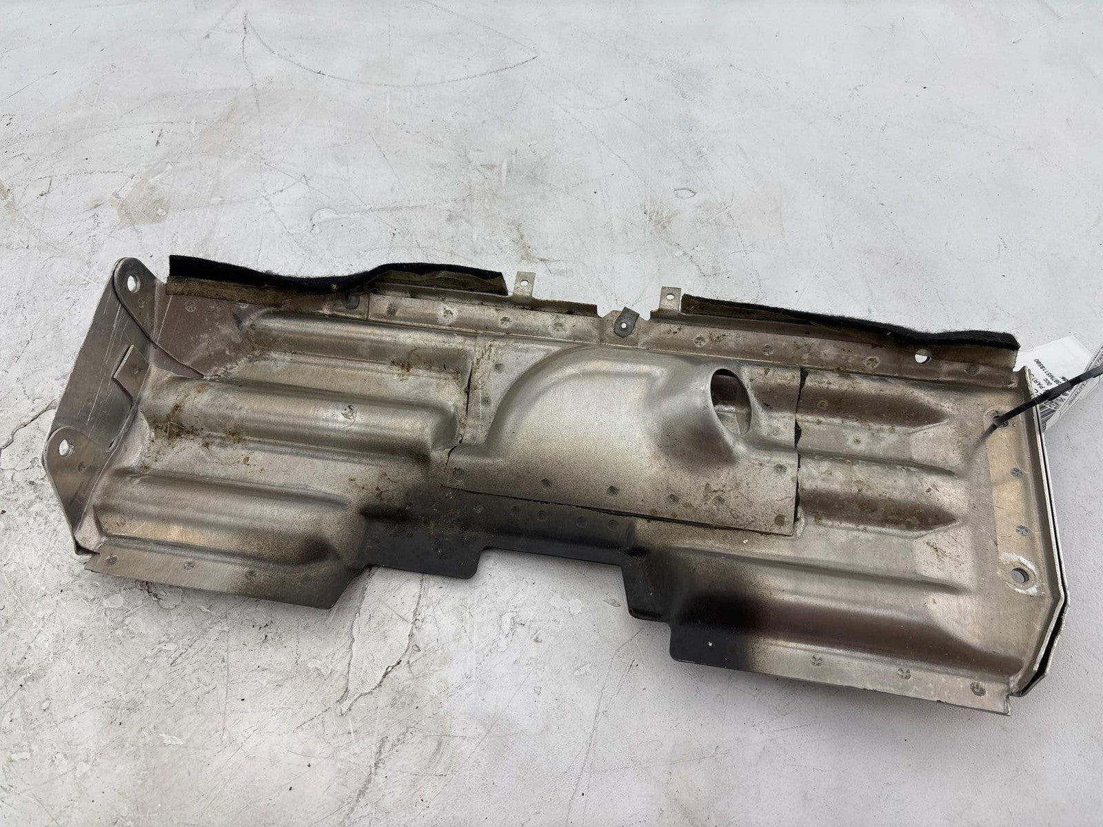 1990-1991 Chevrolet Corvette Lower Aluminum Knee Bolster Hush Kick Panel Oem