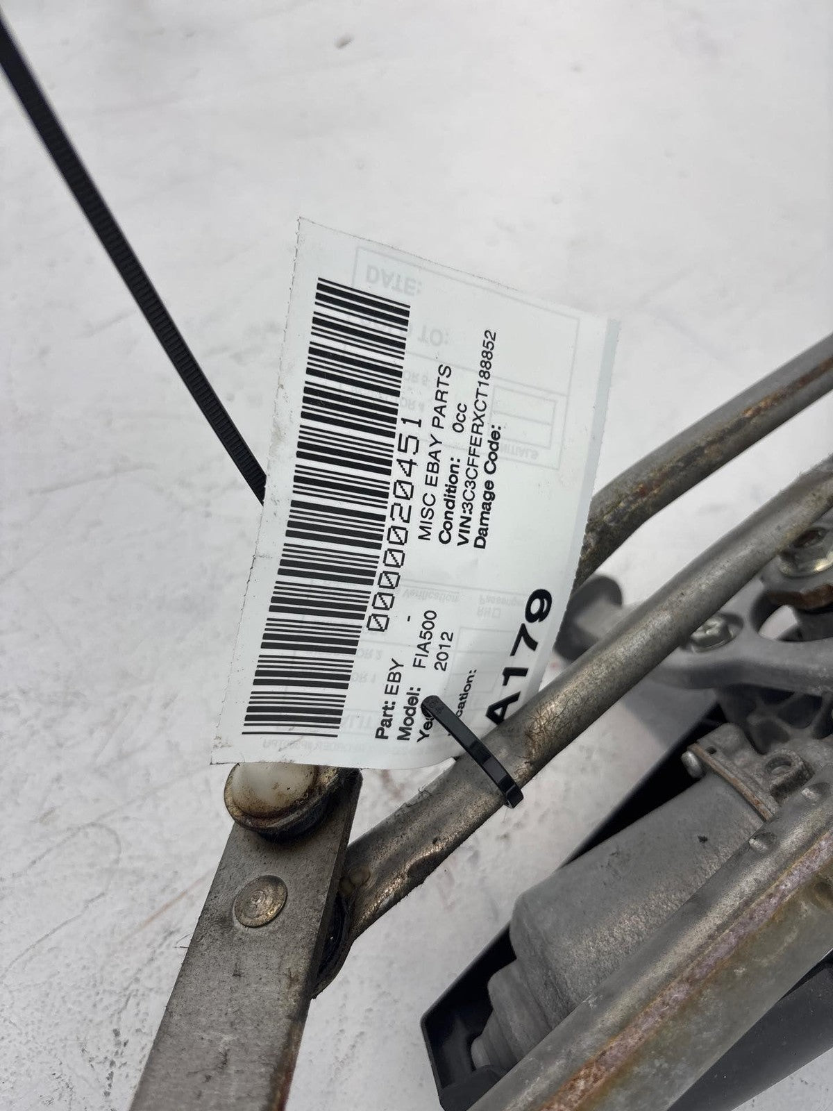 12-17 Fiat 500 A/C Windshield Wiper Linkage & Motor Oem