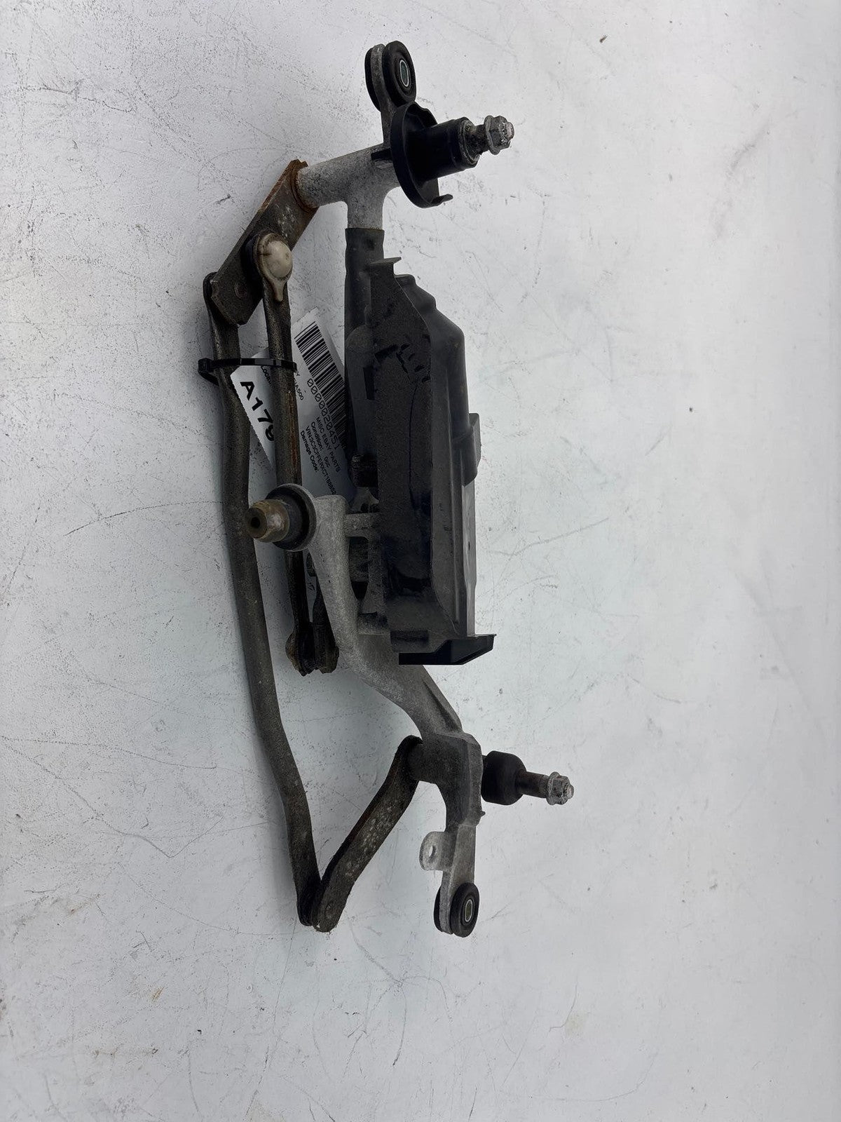 12-17 Fiat 500 A/C Windshield Wiper Linkage & Motor Oem