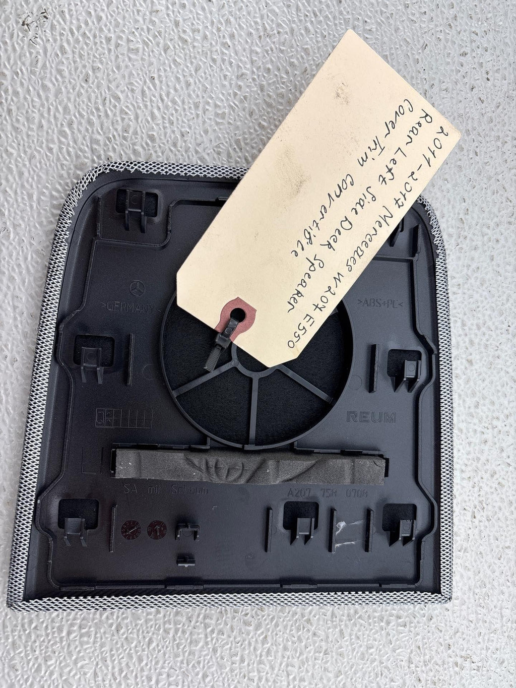 11-17 Mercedes E550 Rear Left Side Deck Speaker Cover Trim Oem 2077580708