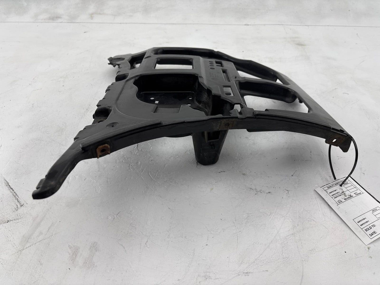 09-11 Bmw 328 335 E90 Rear Left Bumper Cover Support Mount Bracket Oem