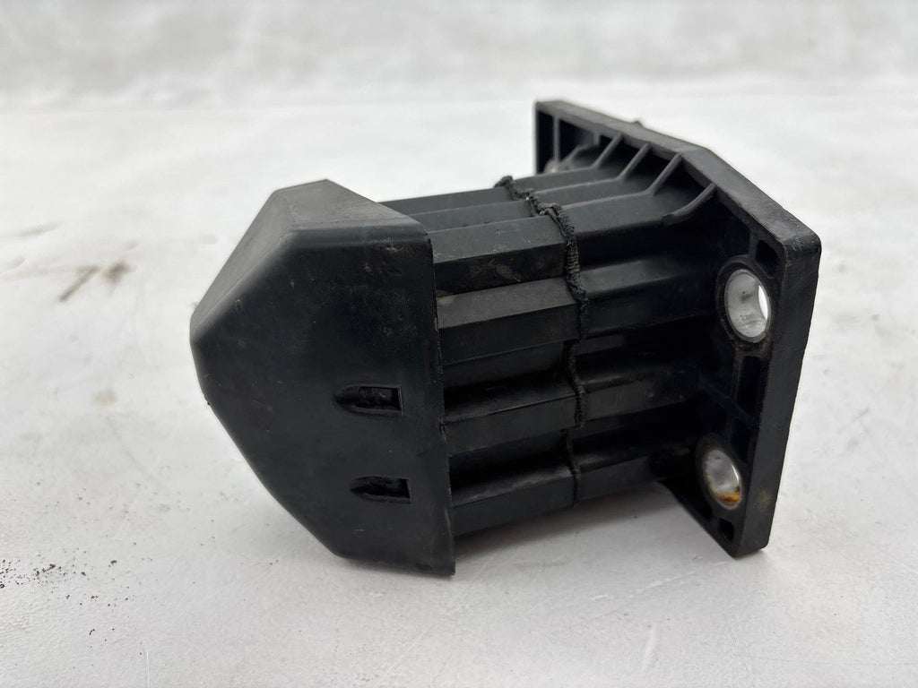 12-17 Fiat 500 Front Right Lower Bumper Impact Absorber Fiat 68071436Ab