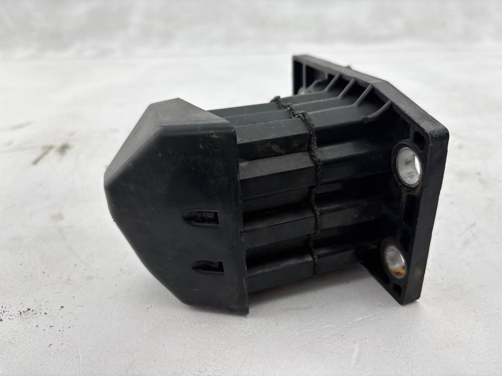 12-17 Fiat 500 Front Right Lower Bumper Impact Absorber Fiat 68071436Ab