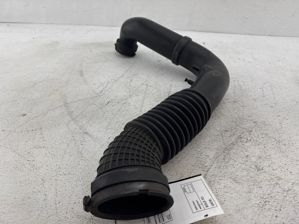 2000-2001 Saturn S Series Air Intake Tube Resonator Duct Hose Pipe Oem