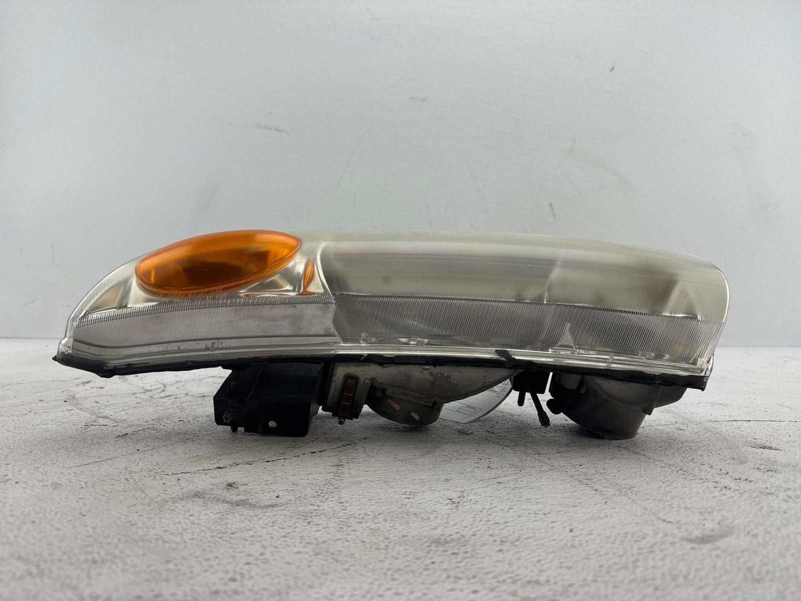 00-02 Saturn S Sw2 Front Driver Side Headlight Assembly