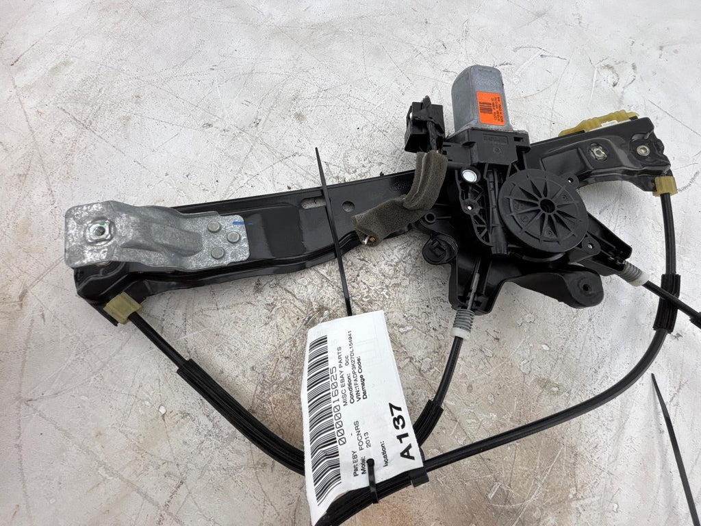 12-18 Focus W/O Anti-Pinch Electric Front Right Window Regulator