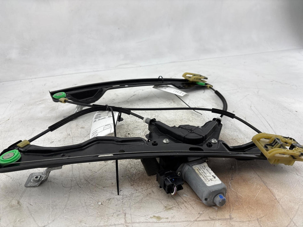 12-18 Focus W/O Anti-Pinch Electric Front Right Window Regulator