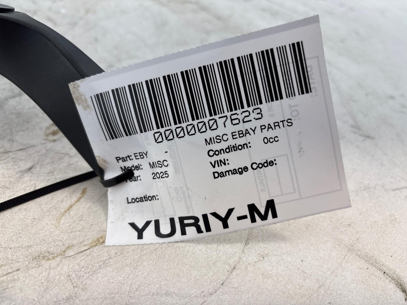 19-24 Dodge Ram 1500 Windshield Wiper Arm Left Side Oem 68338925Ab