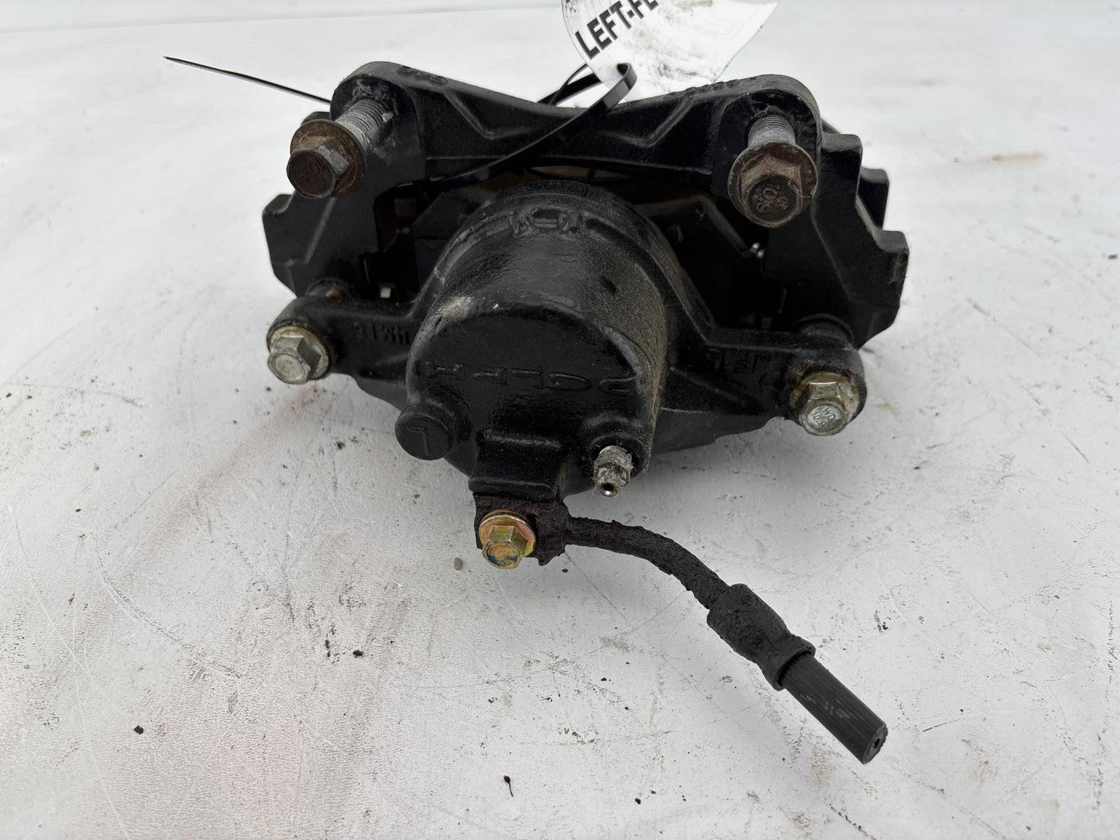 05-09 Buick Lacrosse Front Left Driver Brake Caliper Assembly