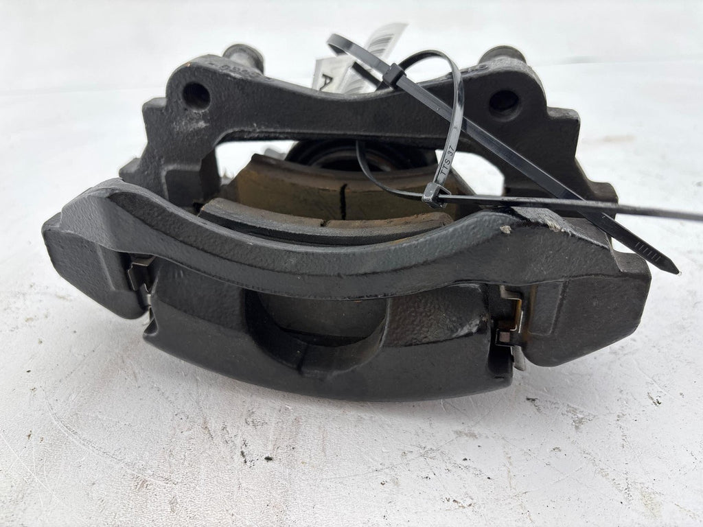 05-09 Buick Lacrosse Front Left Driver Brake Caliper Assembly