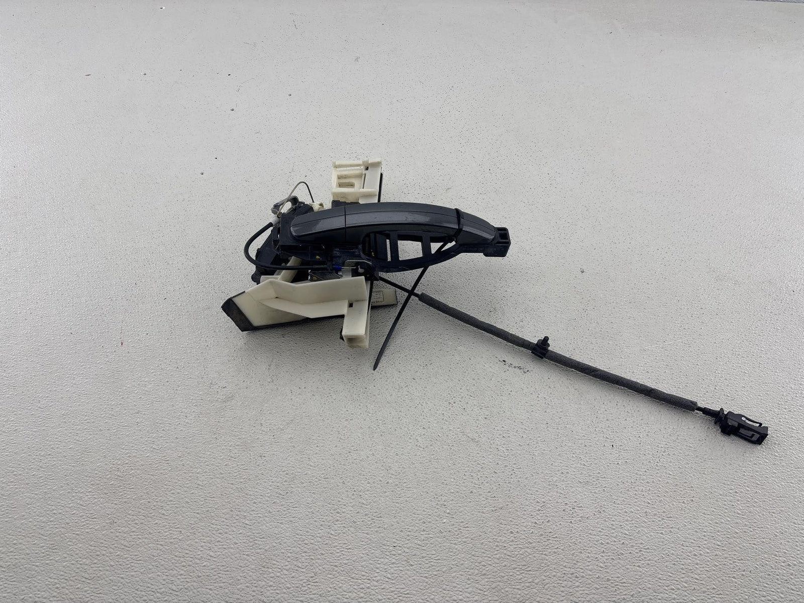 12-18 Ford Focus Lh Door Latch Actuator W/ Handle Used Oem (F1Ea-F26413-Aa)