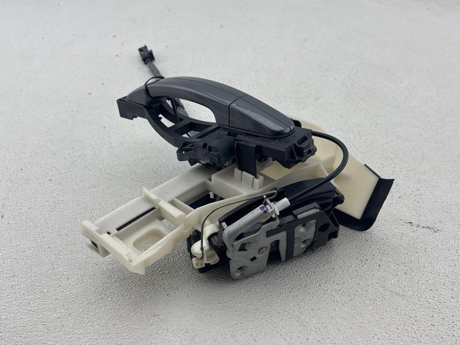 12-18 Ford Focus Lh Door Latch Actuator W/ Handle Used Oem (F1Ea-F26413-Aa)