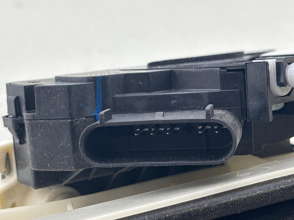 12-18 Ford Focus Lh Door Latch Actuator W/ Handle Used Oem (F1Ea-F26413-Aa)