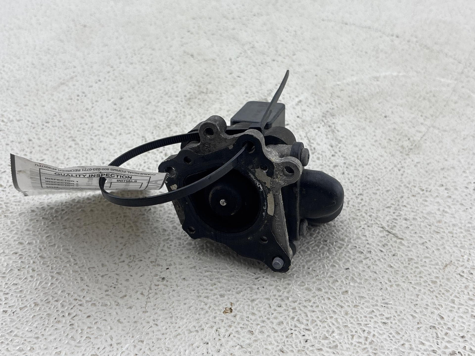 15-16 Volkswagen Golf Gti Engine Egr Smog Air Injection Pump Control 06K131097J