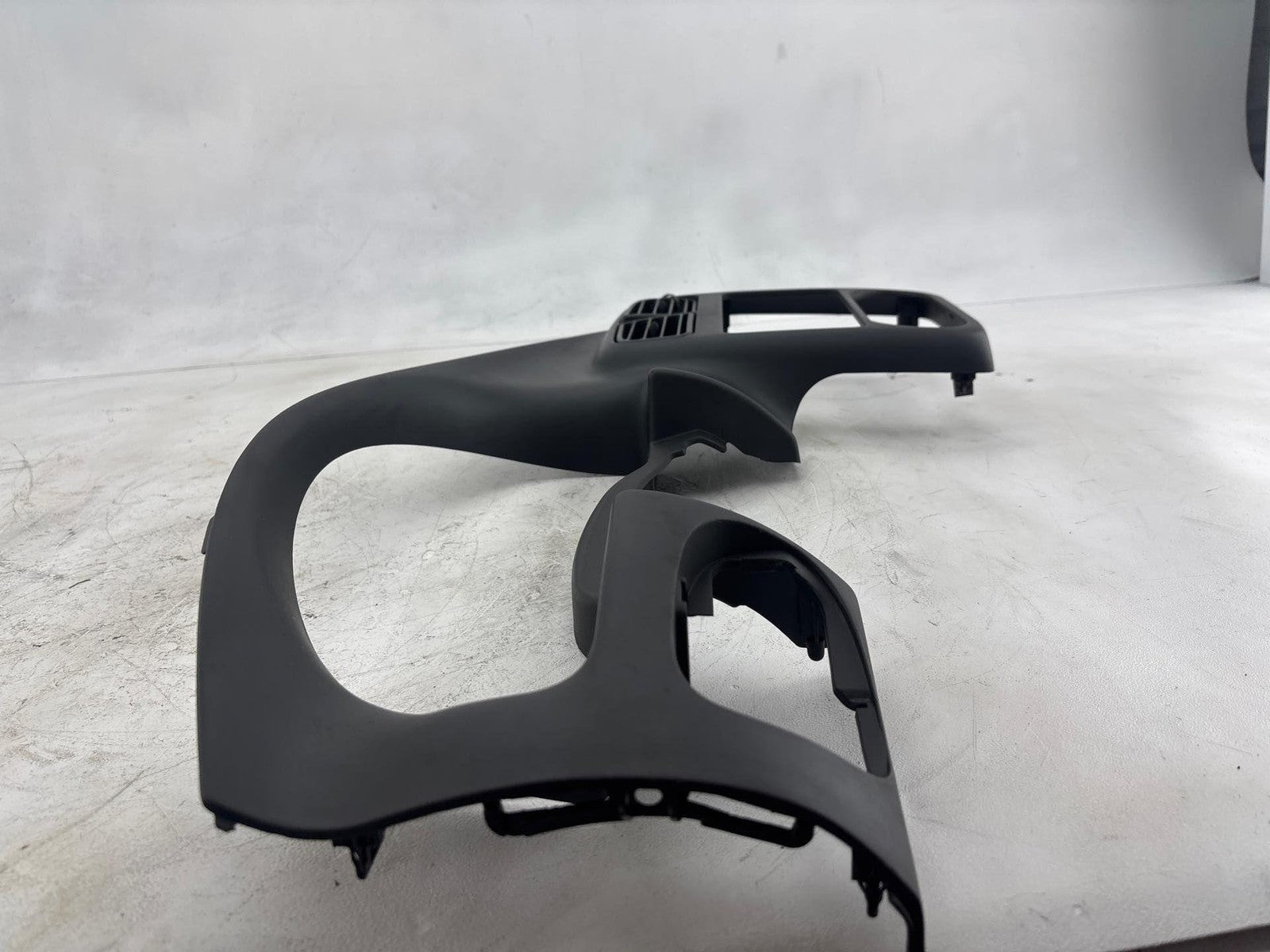 00-02 Saturn Sw2 Instrument Cluster Speedometer Bezel Trim Cover Oem