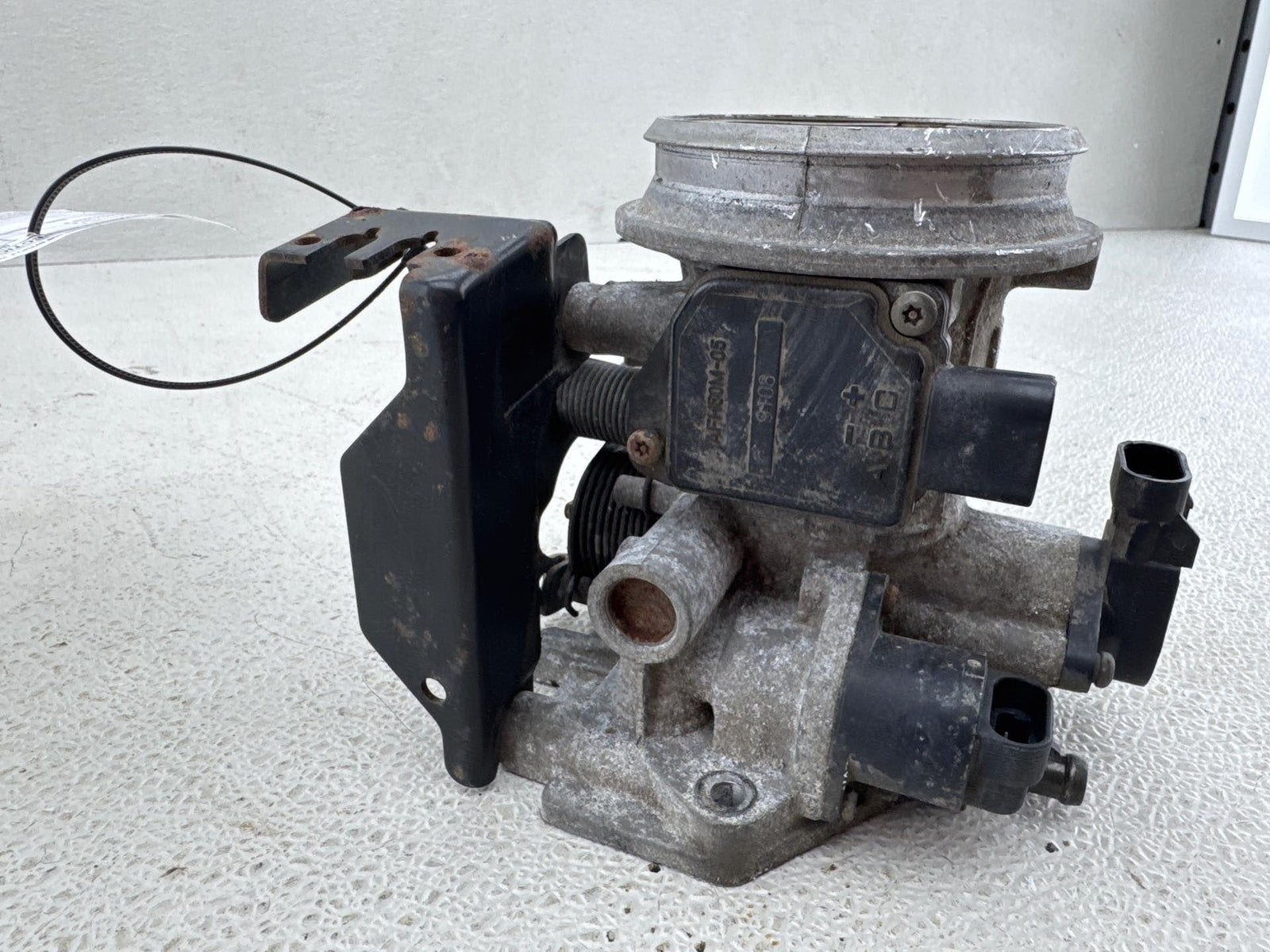 1999-2000 Buick Regal 3.8L Throttle Body W/O Supercharged Option Oem 24507235