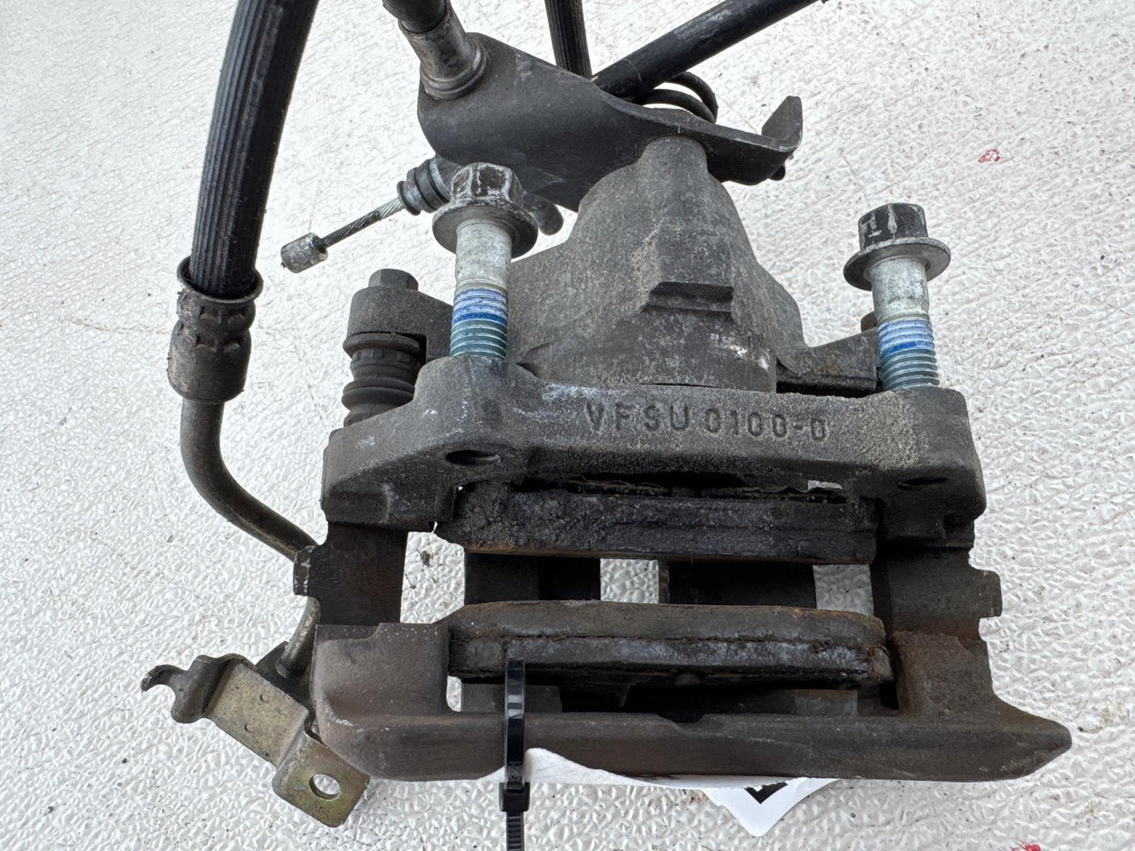 02-05 Ford Thunderbird Rear Left Disc Brake Caliper