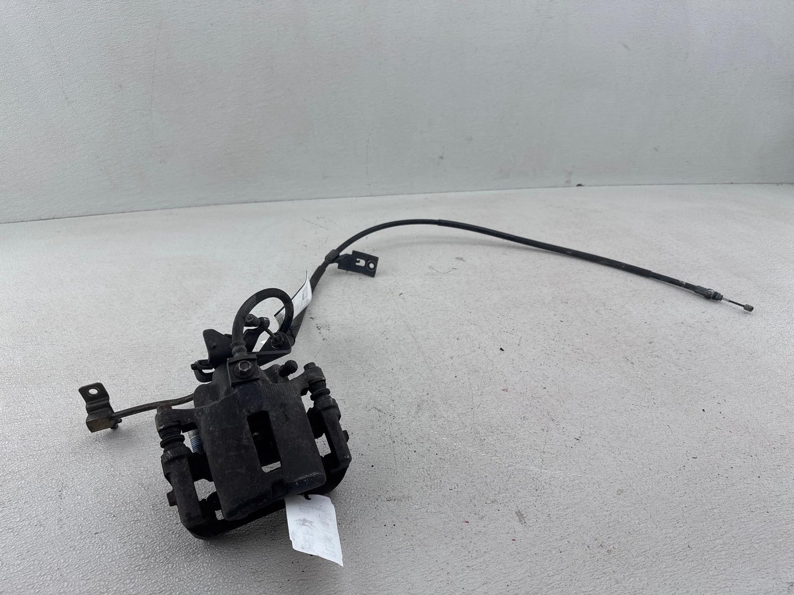 02-05 Ford Thunderbird Rear Left Disc Brake Caliper