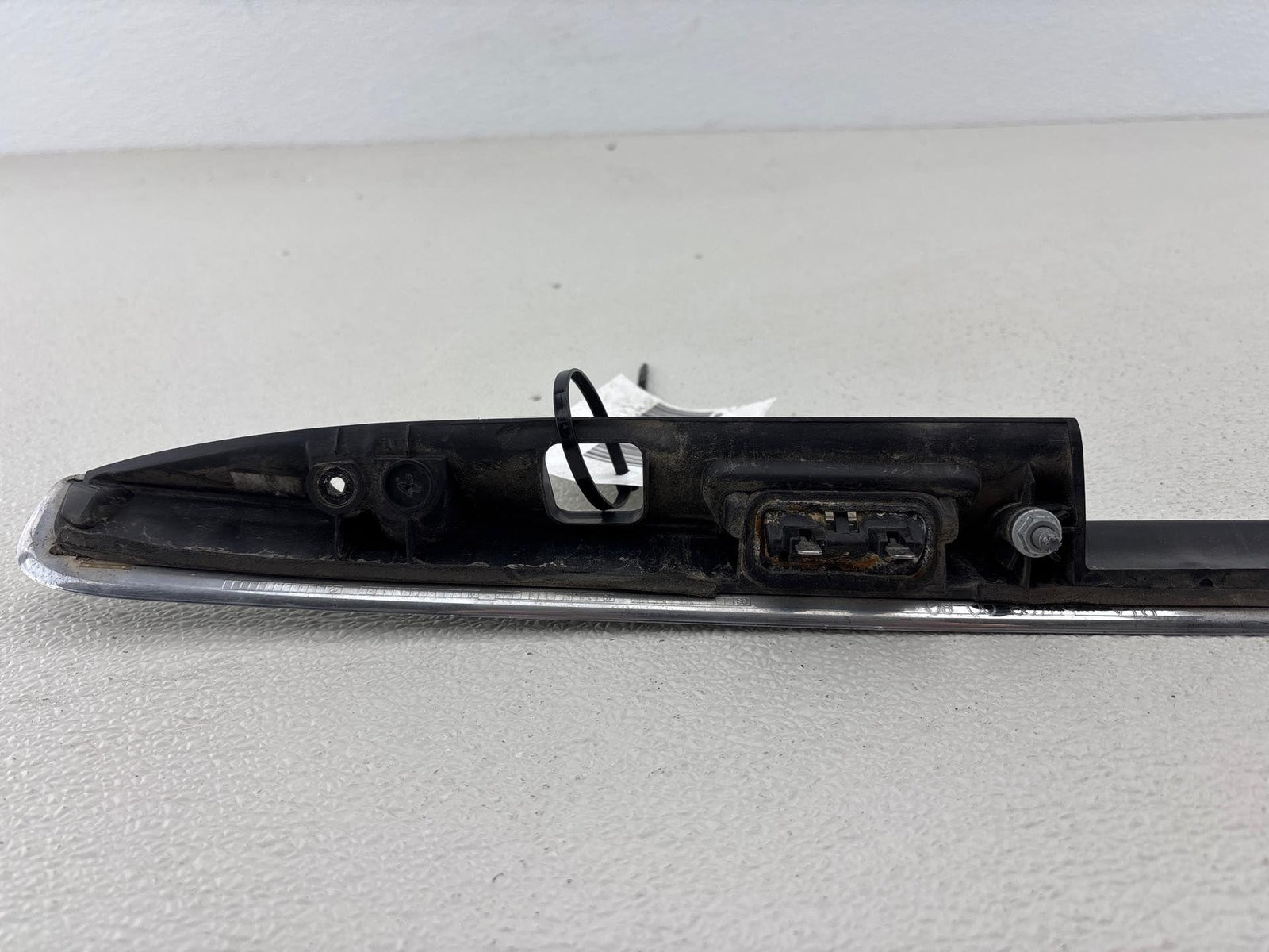 07-12 Mercedes Gl320 Gl550 Rear Trunk Lid Hatch Tailgate Handle Cover Chrome