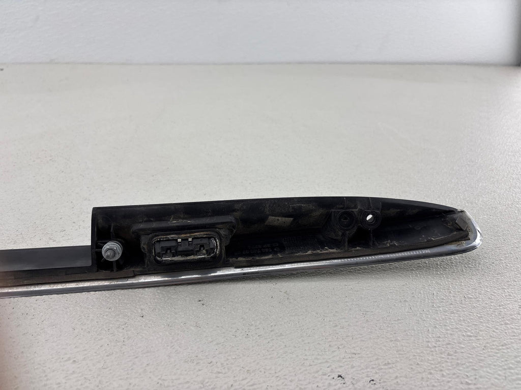 07-12 Mercedes Gl320 Gl550 Rear Trunk Lid Hatch Tailgate Handle Cover Chrome