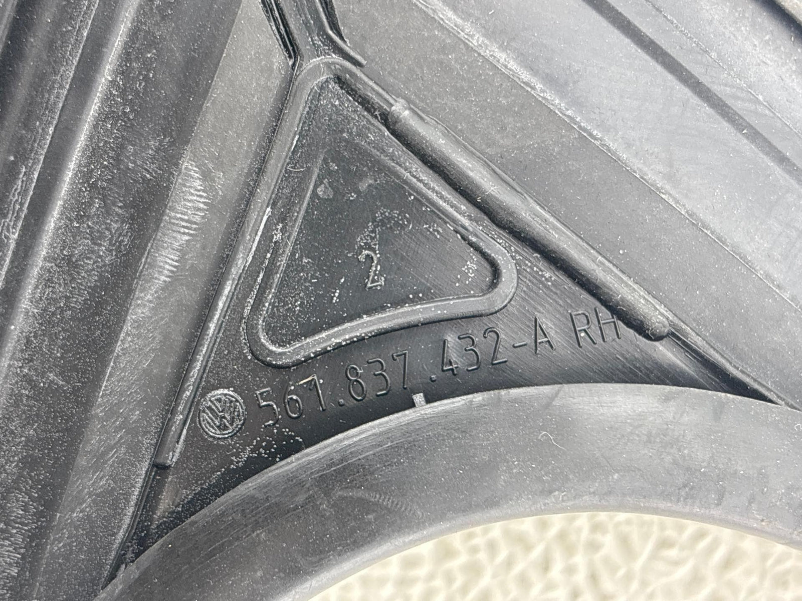 12-20 Volkswagen Passat Front Right Door Window Glass Run Channel Seal Oem