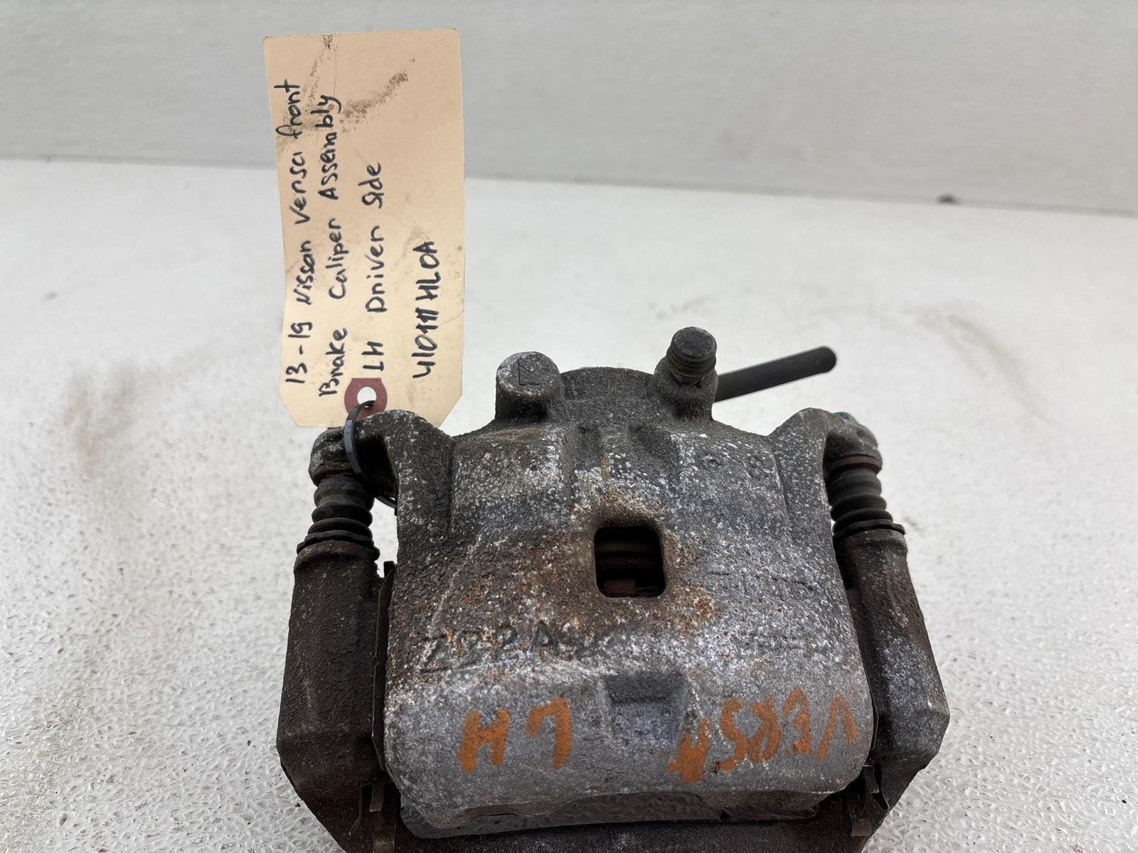 13-19 Nissan Versa Front Brake Caliper Assembly Left Driver Side Oem 410111Hl0A