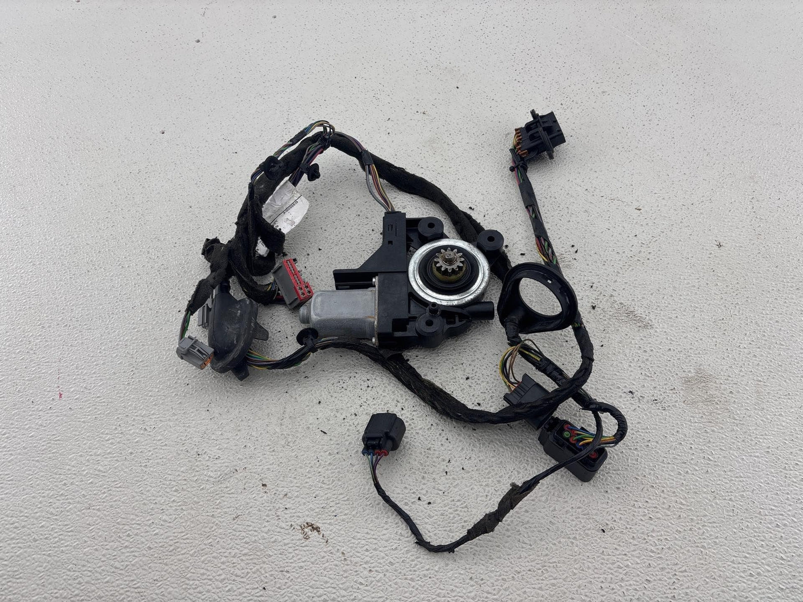 08-16 Volvo Xc70 Rear Left Driver Side Door Wire Harness & Motorom