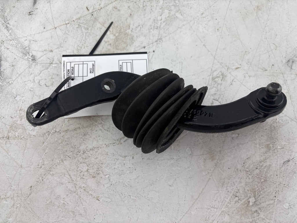 07-12 Mercedes Gl450 Trunk Hatch Hinge Bracket A1647400718