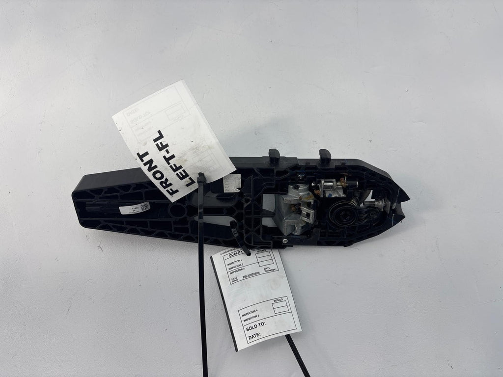 13-20 Ford Fusion Outside Door Handle Left
