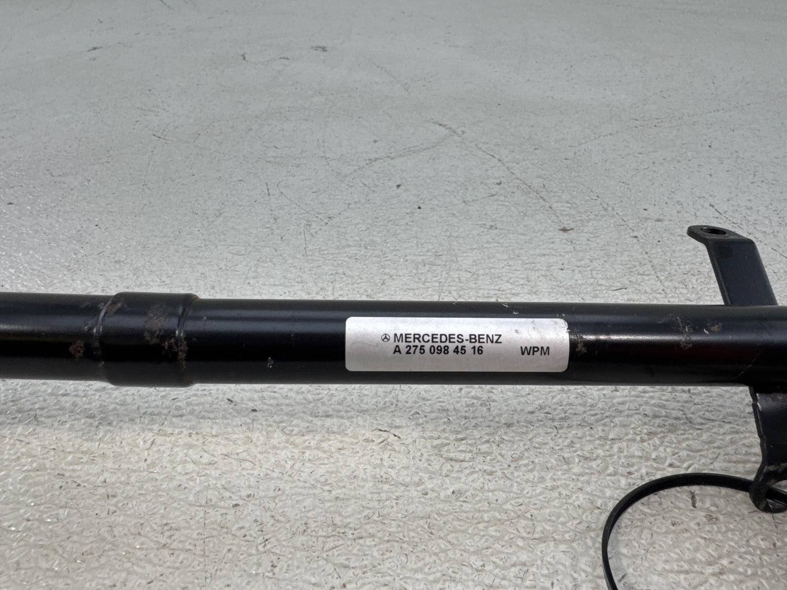 03-12 Mercedes Sl600/Sl65 Water Pump Cooling Line Oem A2750984516