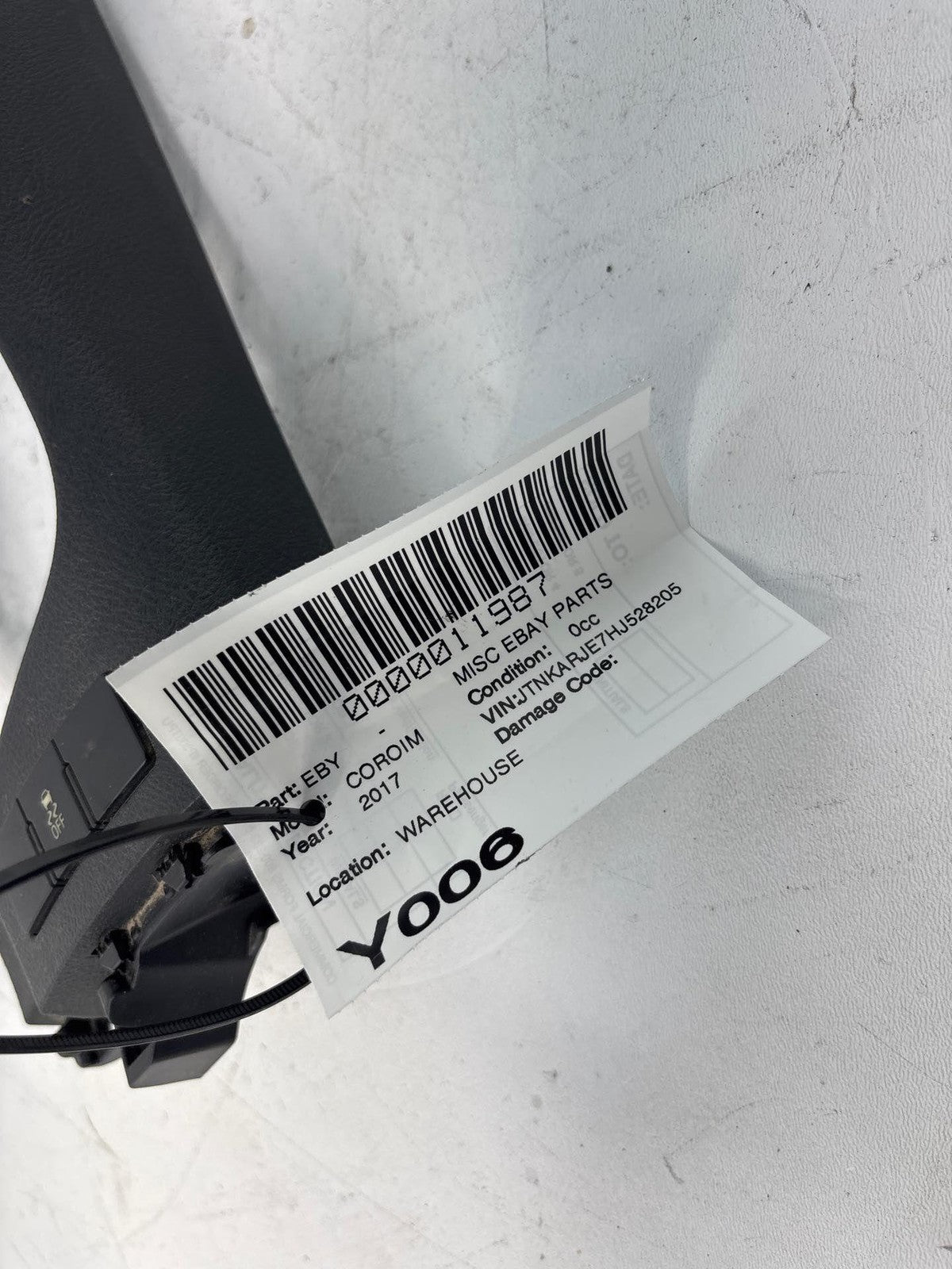 16-18 Toyota Corolla Im Front Console Center Console Shifter Bezel Oem