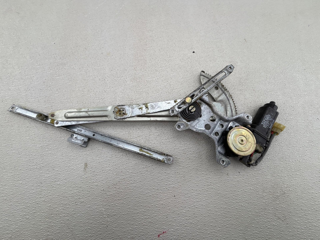 1991-1998 Toyota Land Cruiser Front Right Door Window Regulator Motor Oem