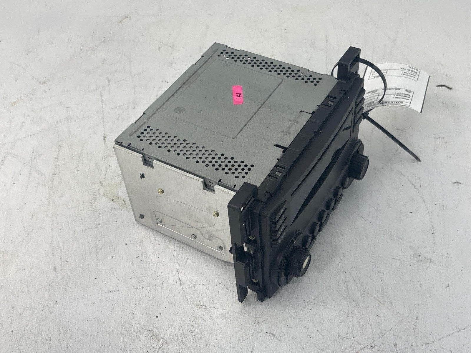 04-05 Chevrolet Malibu Oem Radio Xm Am Fm Cd Receiver 15793374