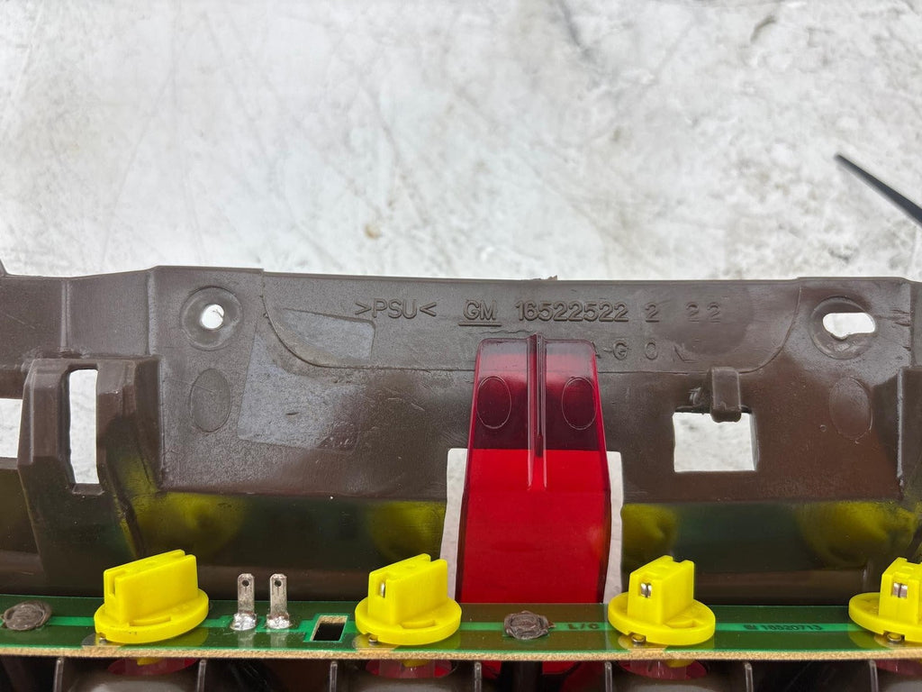 2000 Saturn S Series Sw2 3Rd Brake Light 16522522