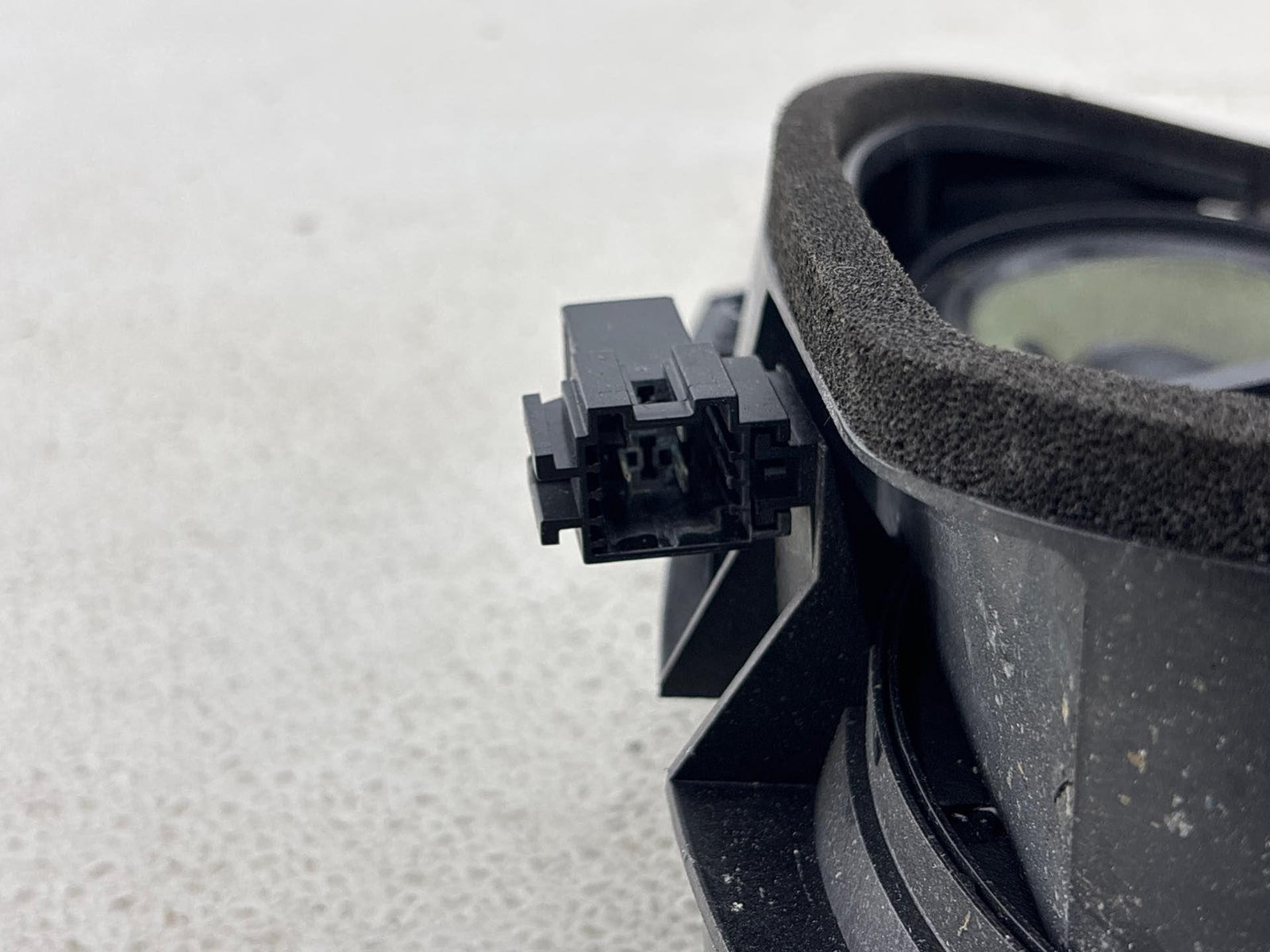 03-08 Mercedes Sl600 R230 Left Side Door Audio Speaker Bose Oem