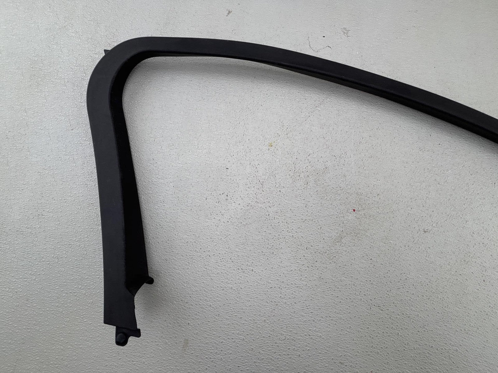 13-20 Ford Fusion Front Left Door Window Frame Molding Trim Ds73-F201A19 Oem