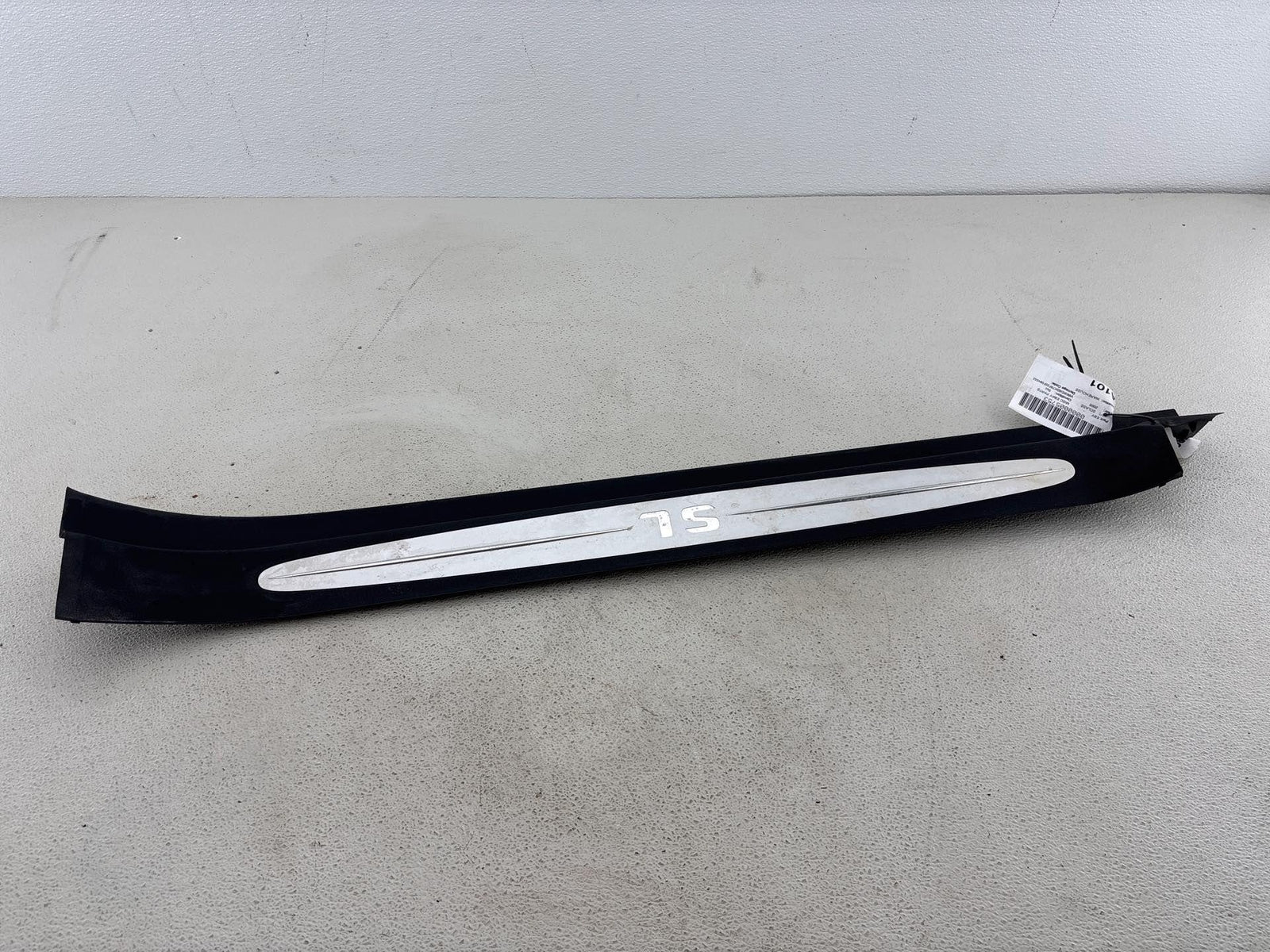 03-08 Mercedes Sl500 Sl600 R230 Front Left Side Door Sill Scuff Trim Plate Oem