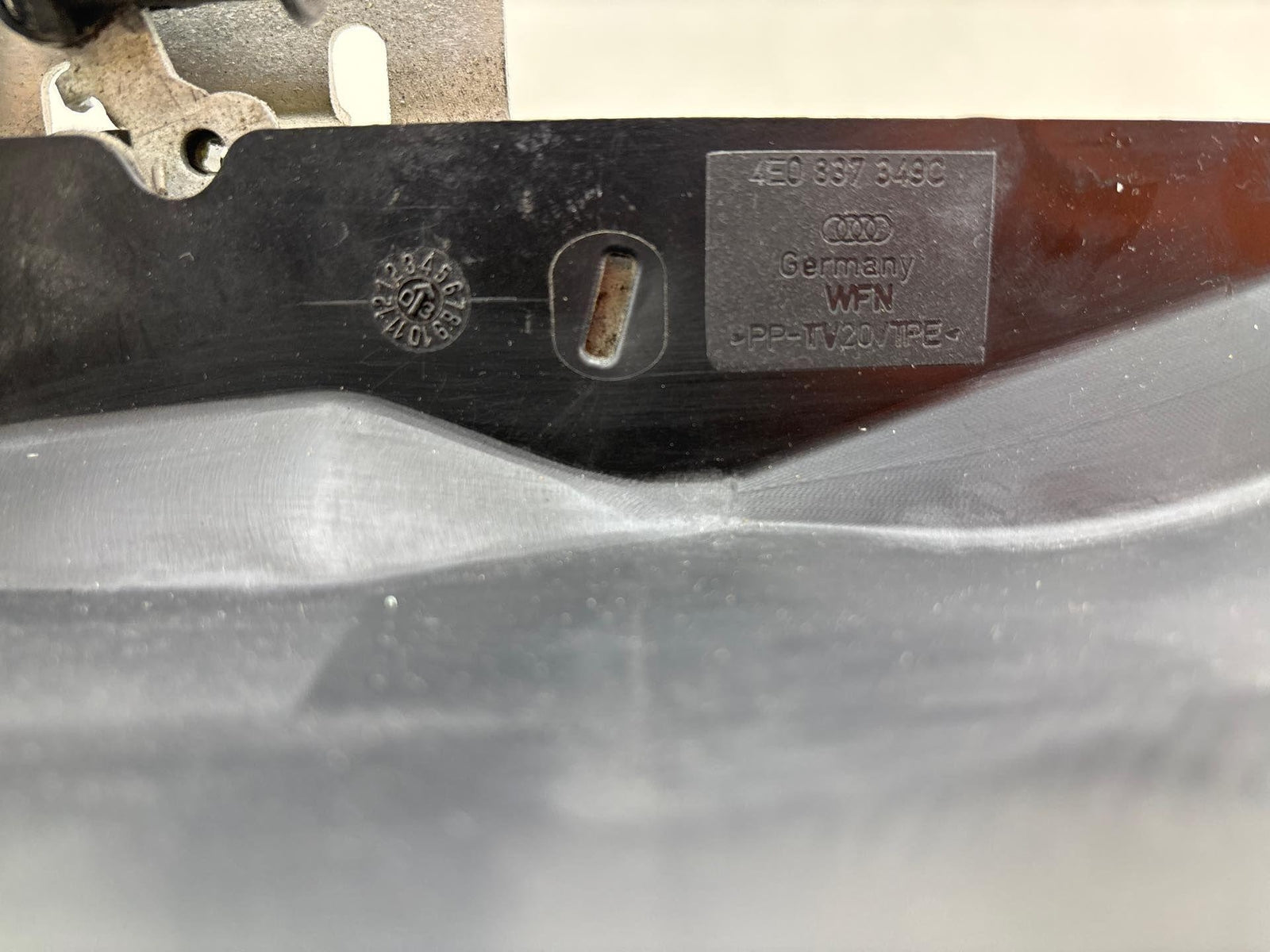 04-10 Audi A8 Quattro Front Left Door Lock Latch Actuator Oem