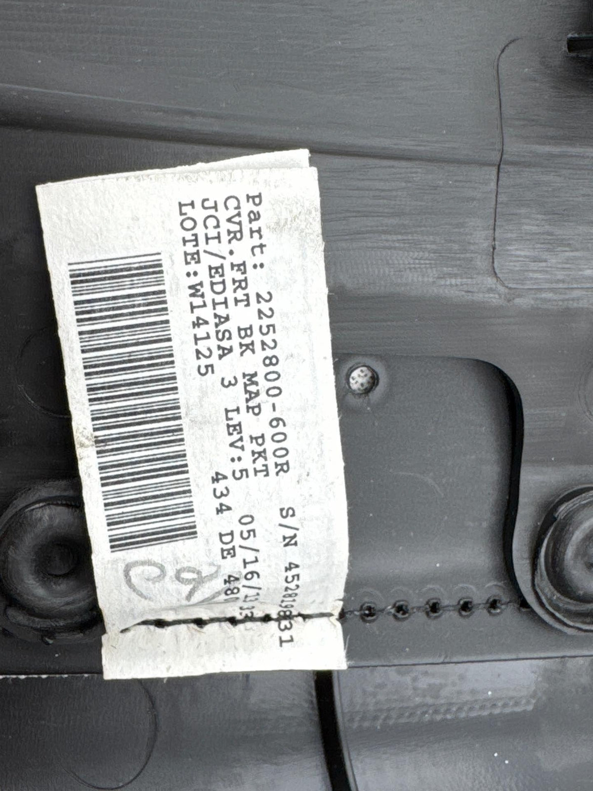 14-19 Cadillac Cts Front Right Seat Rear Cushion Panel Oem 2125775