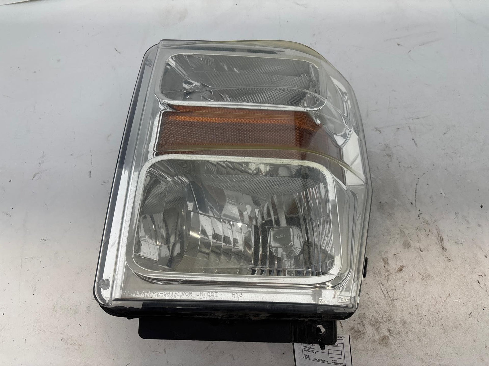 08-10 Ford F-250/350 Super Duty Left Driver Side Headlight Assembly Oem