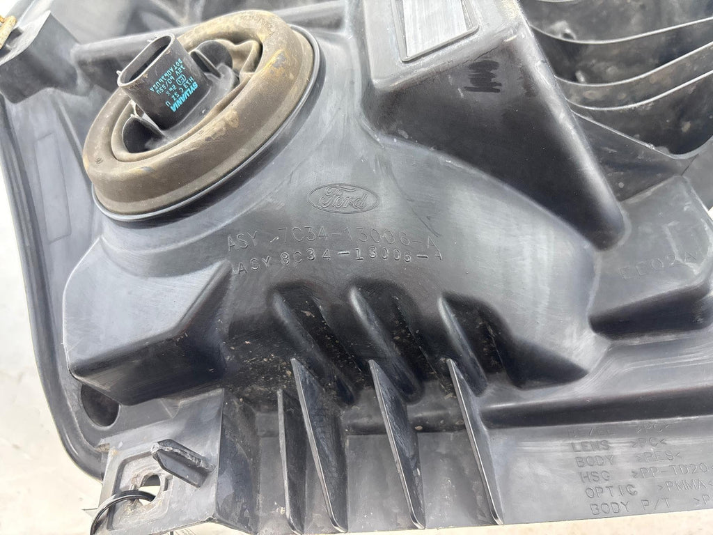 08-10 Ford F-250/350 Super Duty Left Driver Side Headlight Assembly Oem