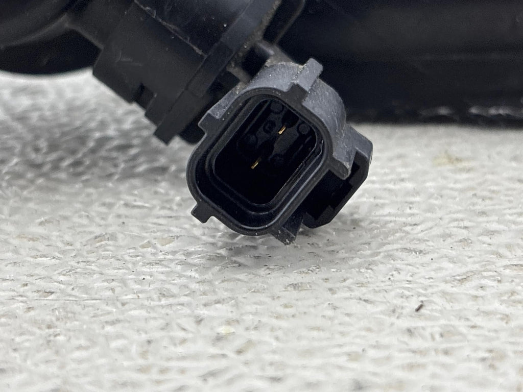 19 Land Range Rover 3.0L Engine Coolant Water Outlet Flange Tube Pipe Oem