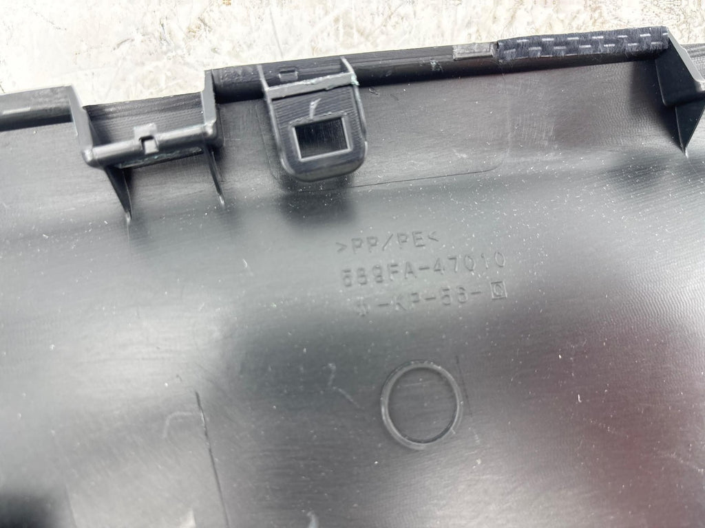 17 - 19 Toyota Prius Prime Rear Center Console Armrest Right Side Panel Trim OEM