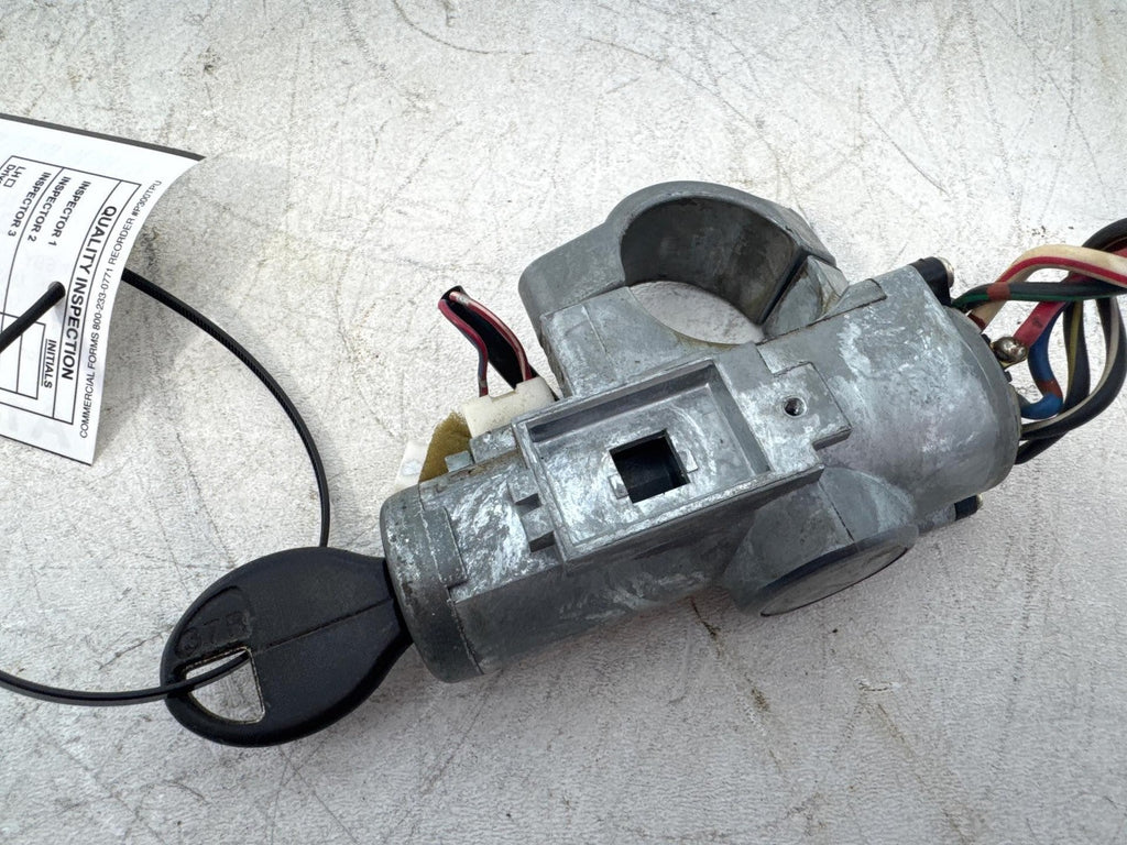 1995-1998 Nissan Maxima Ignition Lock Cylinder Assembly W/ Keys Oem